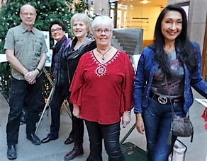 Staffan Öberg, Birgitta Andersson Backlund, Lill Viljesten, Anita Hammarstedt och Lourdes Daza-Gillman på Söderhallarna Staffan Öberg, Birgitta Andersson Backlund, Lill Viljesten, Anita Hammarstedt och Lourdes Daza-Gillman på Söderhallarna