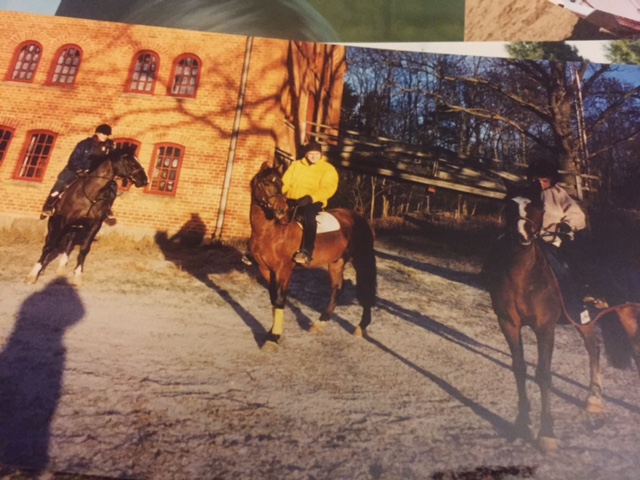 Chrille, Leffan och Daniella på en tur i soliga Bjärka Säby Chrille, Leffan och Daniella på en tur i soliga Bjärka Säby